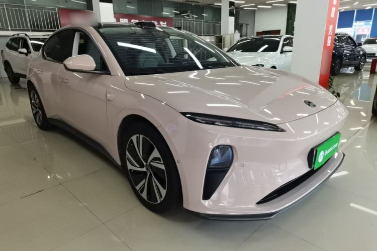 Used Nio ET5 2022 75 kWh Front Right 45 Deg