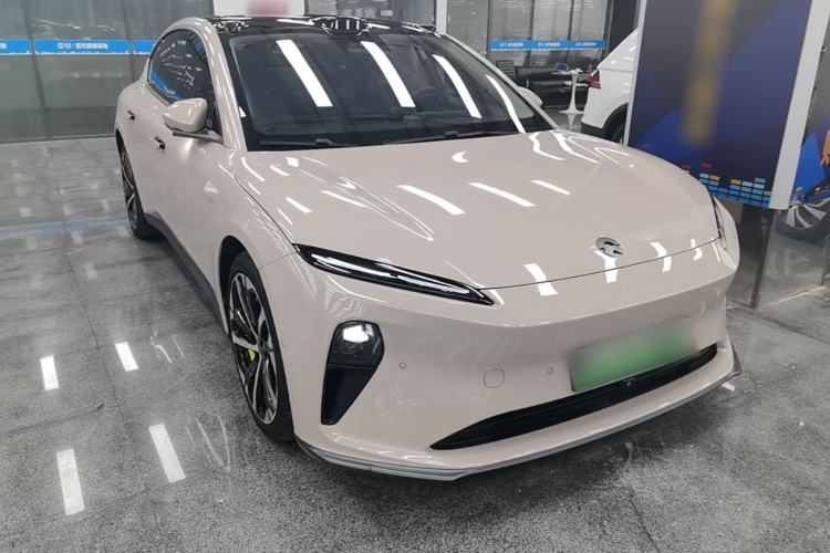 Used Nio ET5 2022 75 kWh Front Right 45 Deg