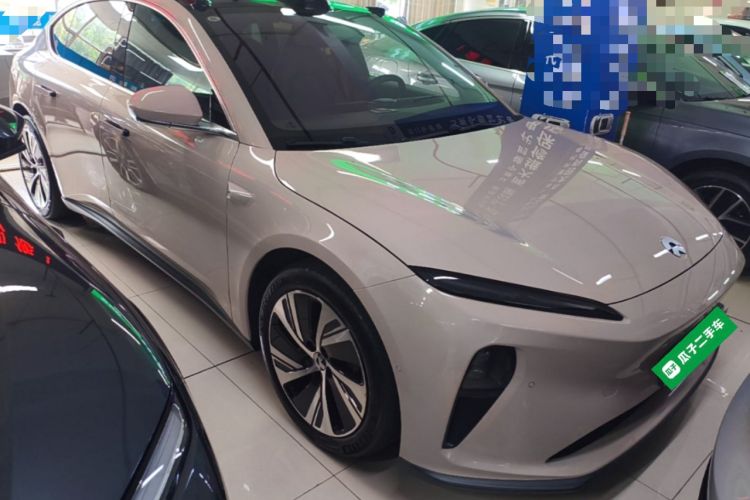 Used Nio ET5 2022 75 kWh Front Right 45 Deg