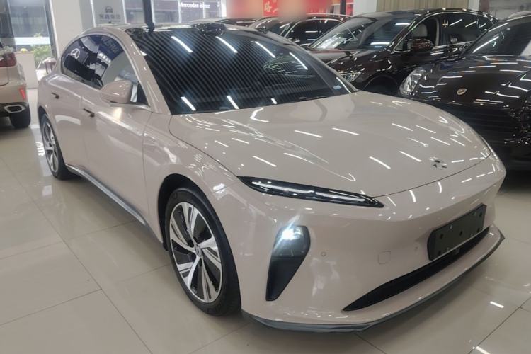 Used Nio ET5 2022 75 kWh Front Right 45 Deg