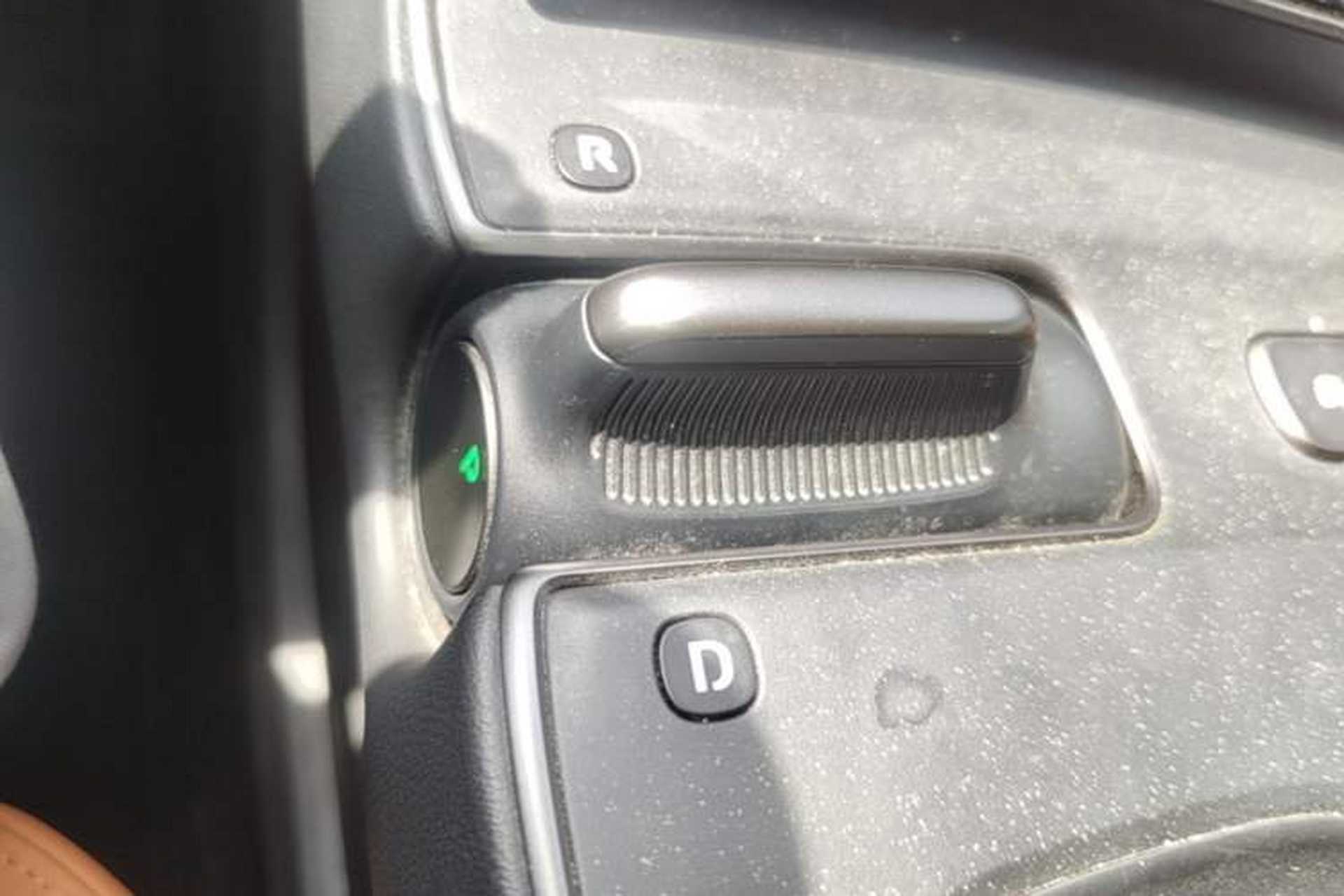 Used Nio ET5 2022 75 kWh Gear Lever