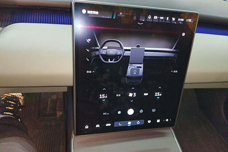 Used Nio ET5 2022 75 kWh Audio And AC Panel