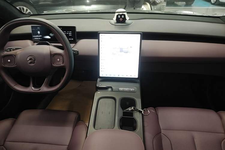 Used Nio ET5 2022 75 kWh Audio And AC Panel
