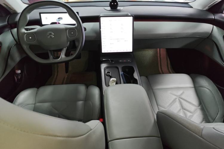 Used Nio ET5 2022 75 kWh Center Console