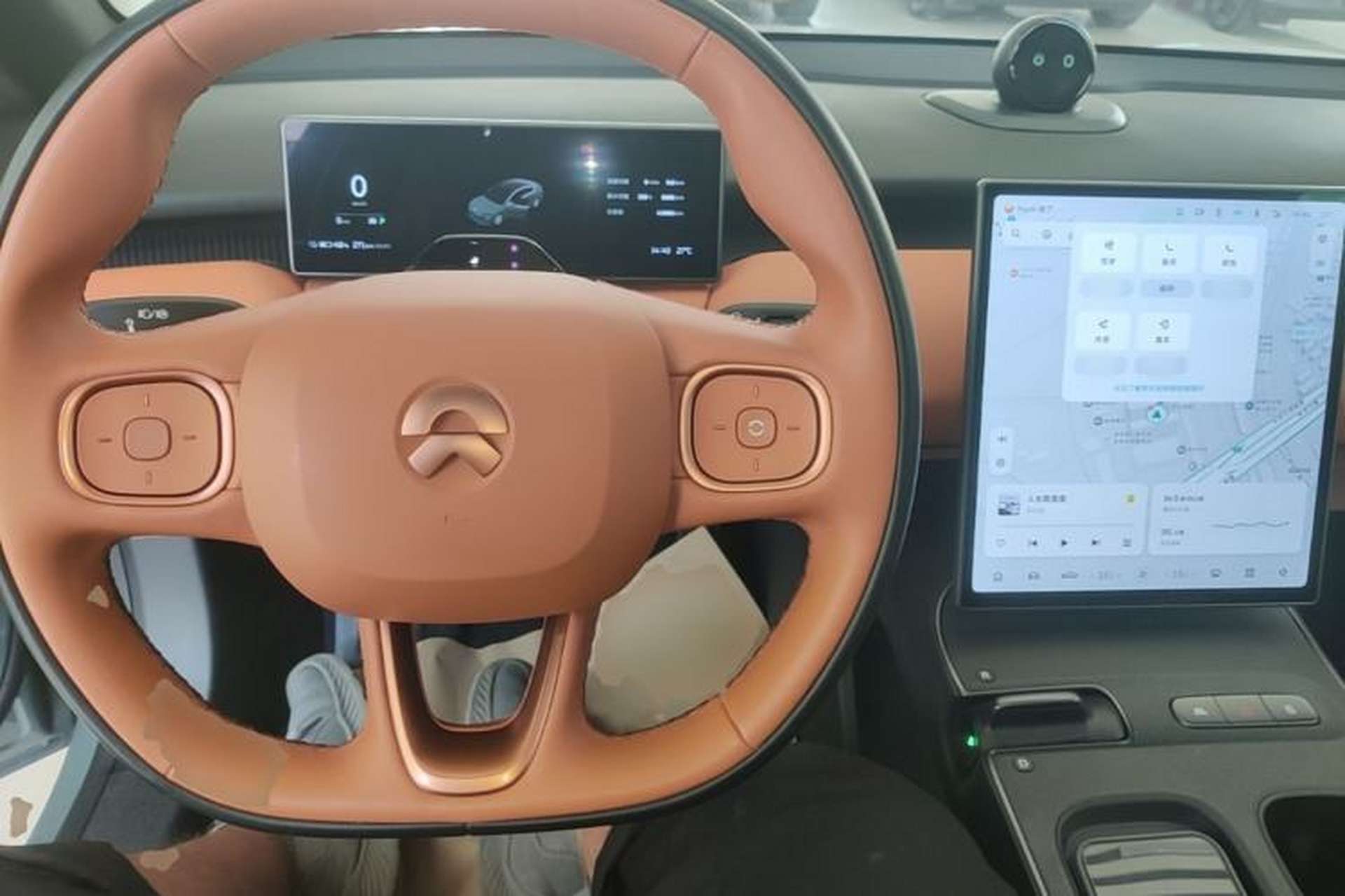 Used Nio ET5 2022 75 kWh Center Console