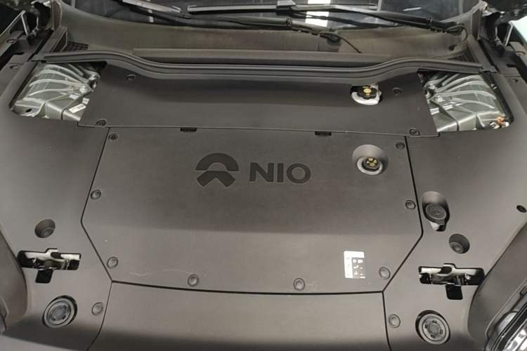 Used Nio ET5 2022 75 kWh Engine Bay
