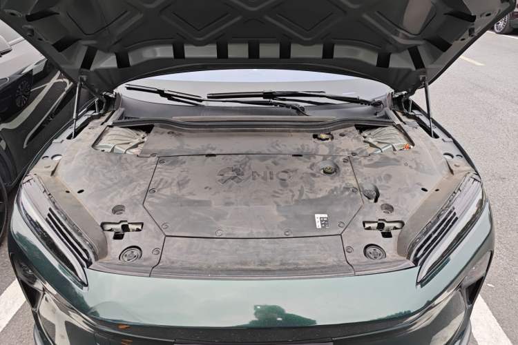Used Nio ET5 2022 75 kWh Engine Bay