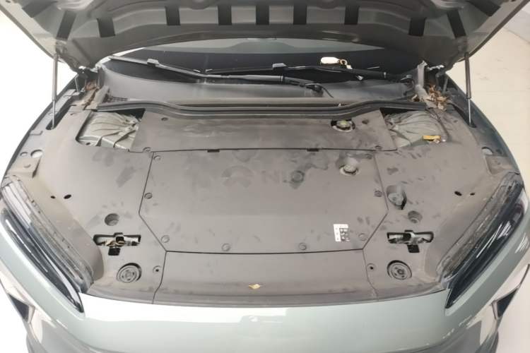 Used Nio ET5 2022 75 kWh Engine Bay
