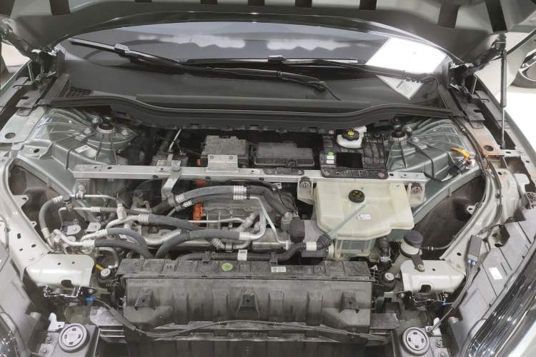 Used Nio ET5 2022 75 kWh Engine Bay
