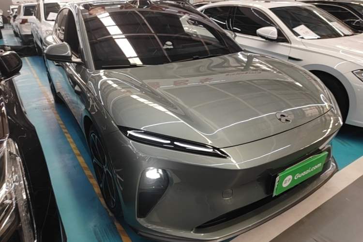 Used Nio ET5 2022 75 kWh Exterior 1