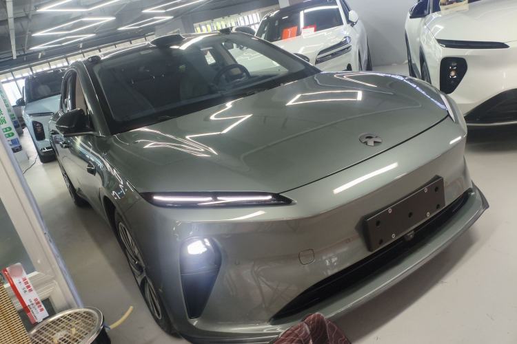Used Nio ET5 2022 75 kWh Exterior 1