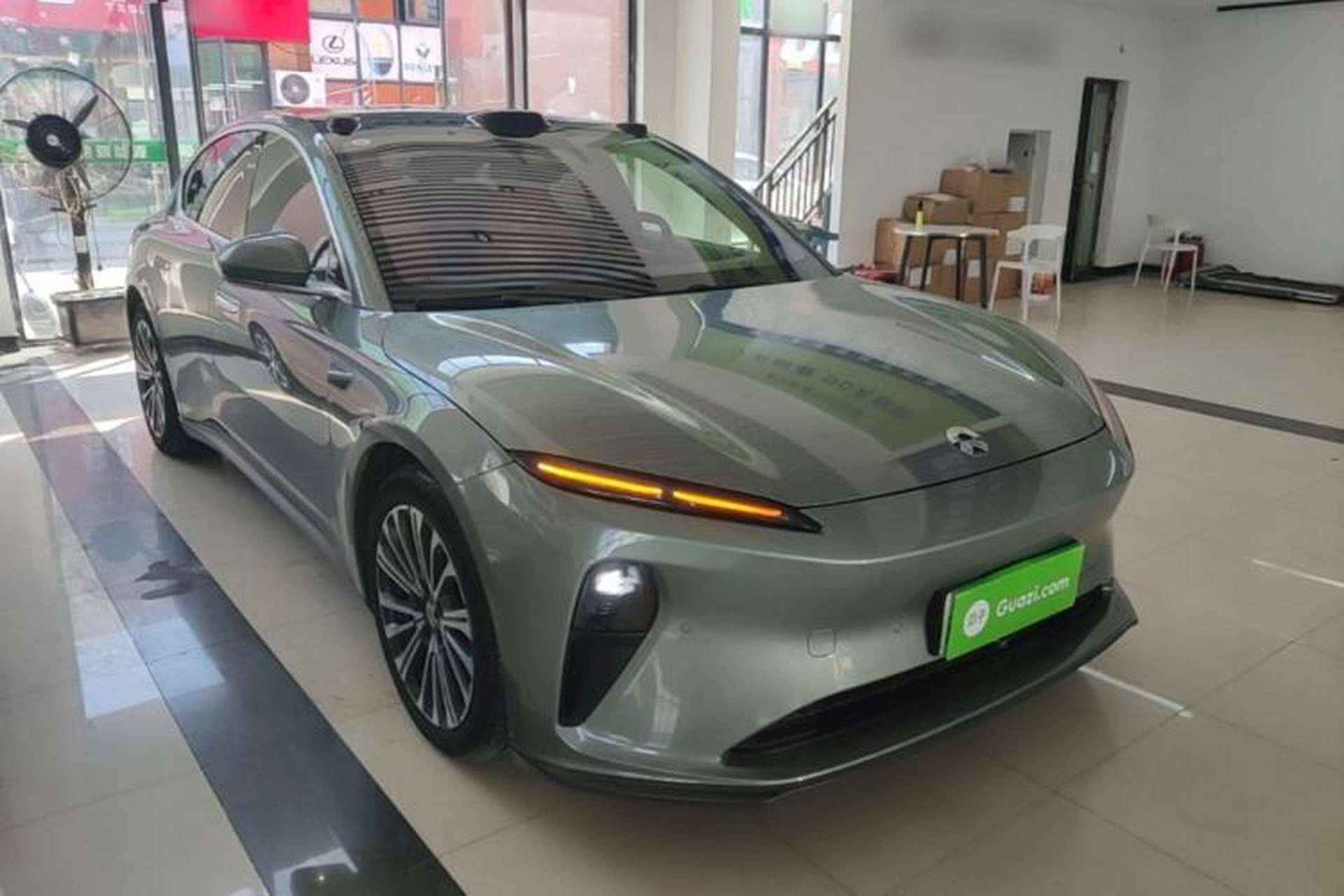 Used Nio ET5 2022 75 kWh Exterior 1