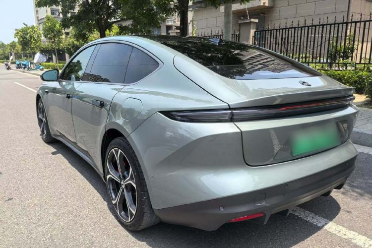 Used Nio ET5 2022 75 kWh Exterior 11
