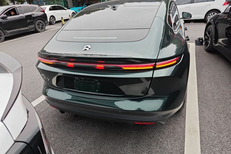 Used Nio ET5 2022 75 kWh Exterior 4