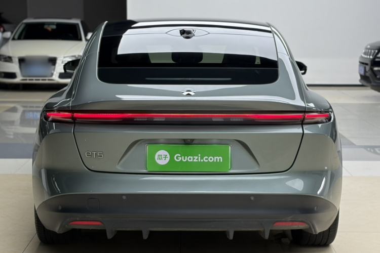 Used Nio ET5 2022 75 kWh Exterior 4