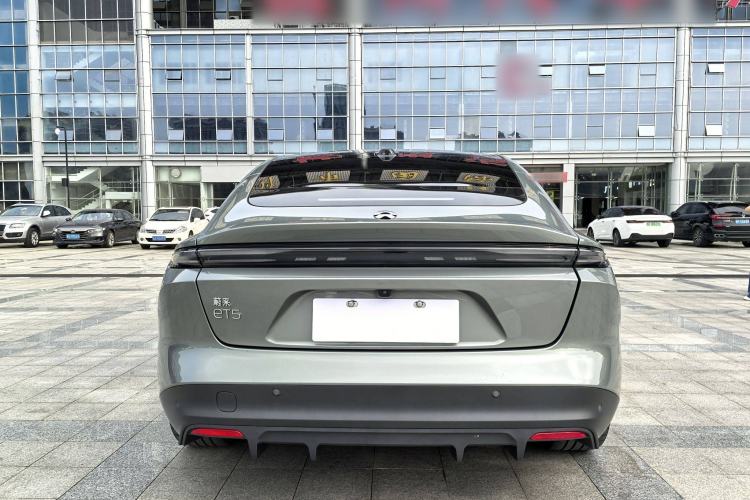 Used Nio ET5 2022 75 kWh Exterior 4