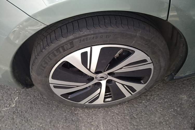 Used Nio ET5 2022 75 kWh Exterior 5