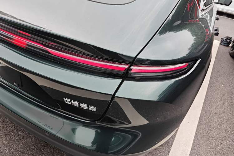 Used Nio ET5 2022 75 kWh Exterior 6