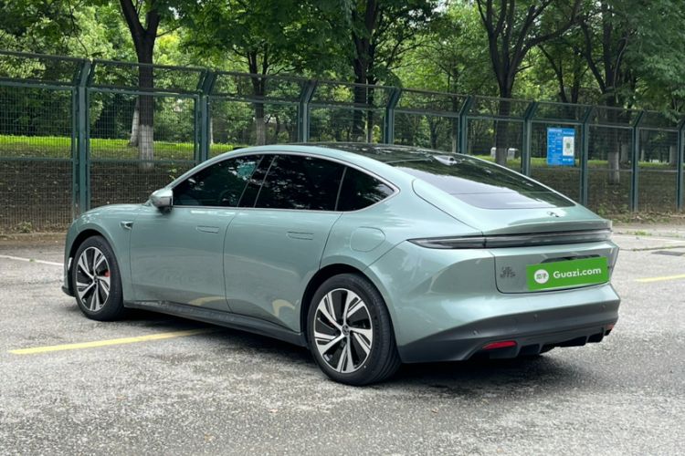 Used Nio ET5 2022 75 kWh Exterior 7