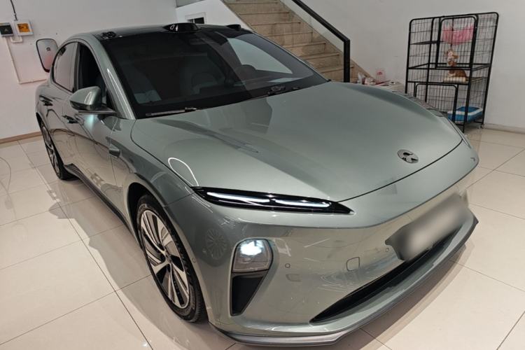 Used Nio ET5 2022 75 kWh Front Right 45 Deg