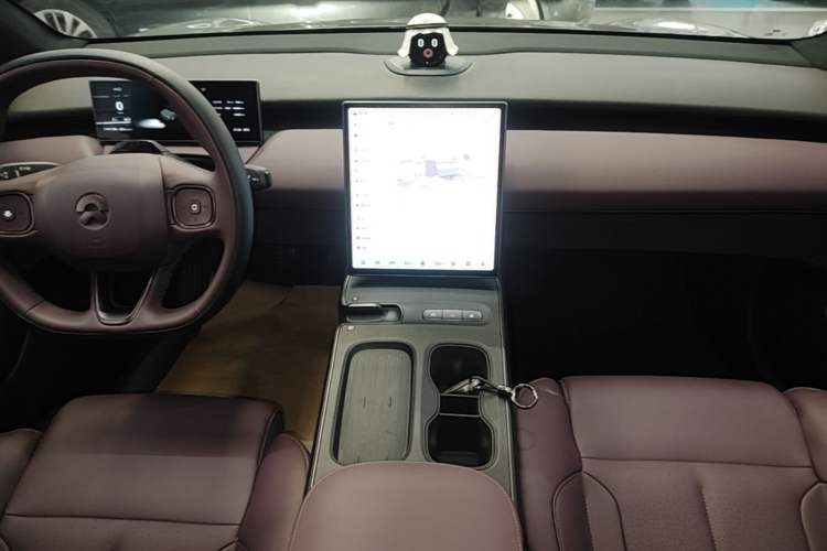 Used Nio ET5 2022 75 kWh Gear Lever