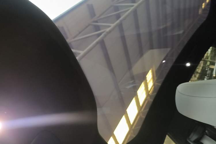 Used Nio ET5 2022 75 kWh Headliner