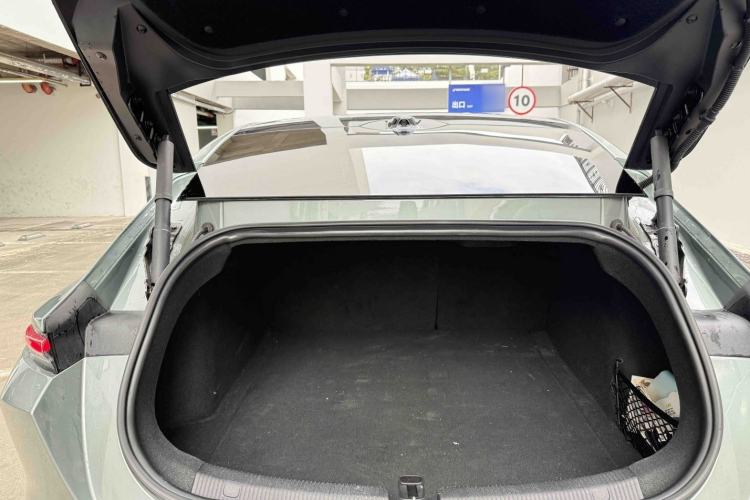 Used Nio ET5 2022 75 kWh Interior 5