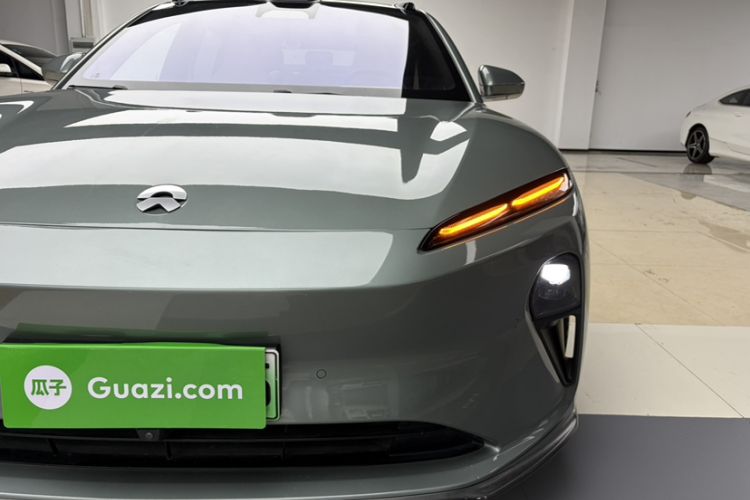 Used Nio ET5 2022 75 kWh Left Front Headlight