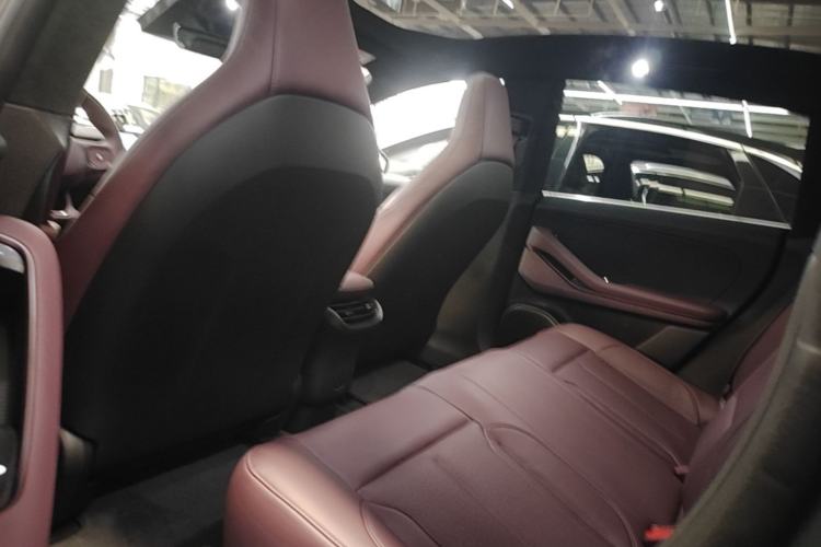 Used Nio ET5 2022 75 kWh Left Rear Seat