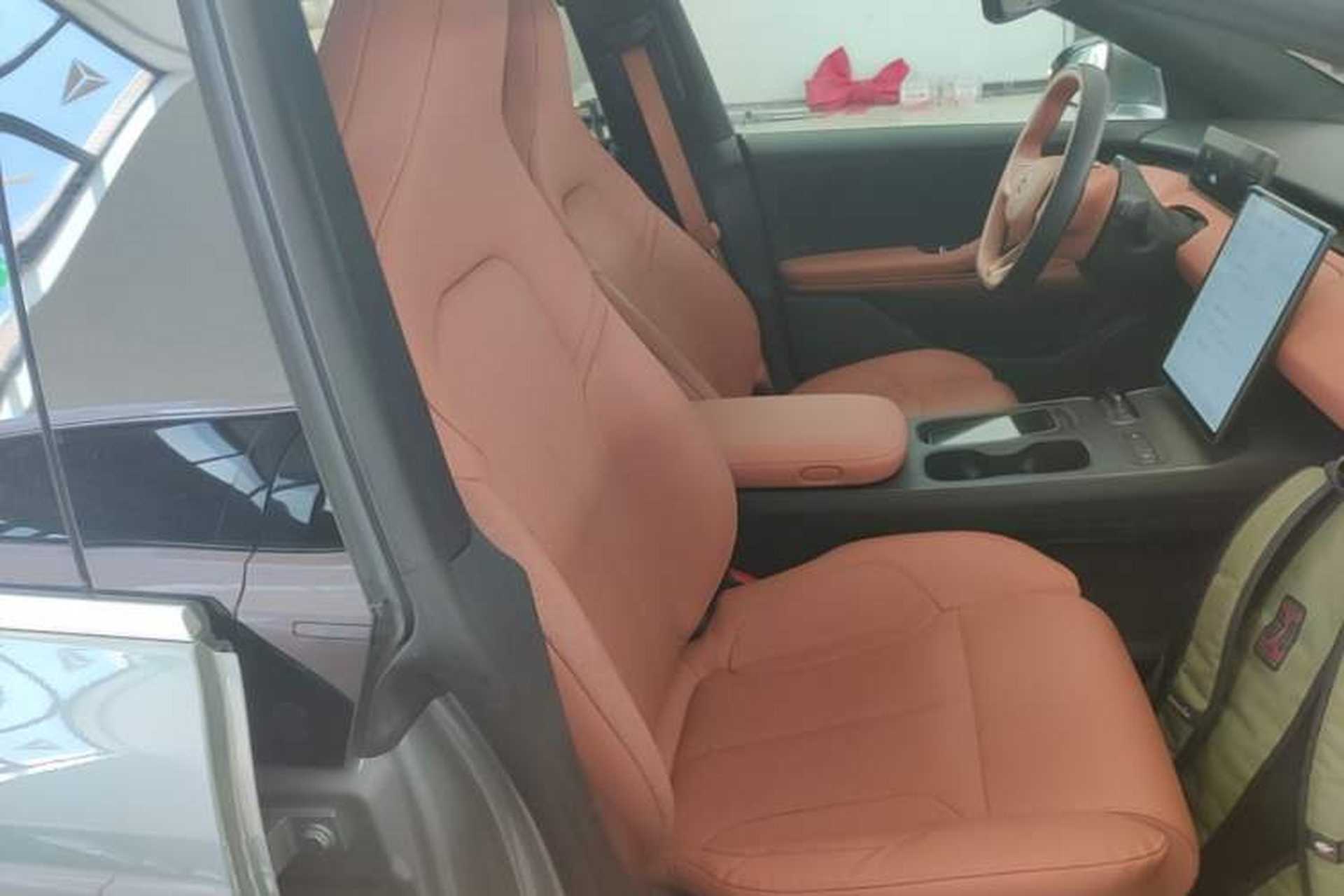 Used Nio ET5 2022 75 kWh Right Front Seat