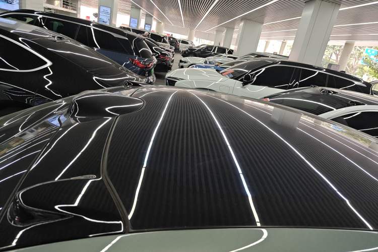 Used Nio ET5 2022 75 kWh Roof