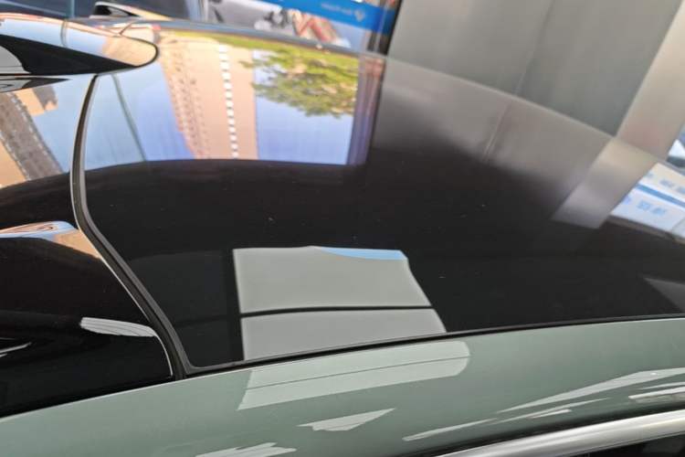 Used Nio ET5 2022 75 kWh Roof