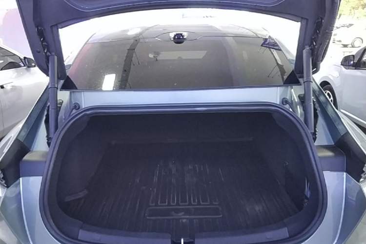Used Nio ET5 2022 75 kWh Trunk