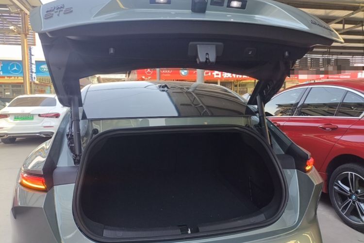 Used Nio ET5 2022 75 kWh Trunk
