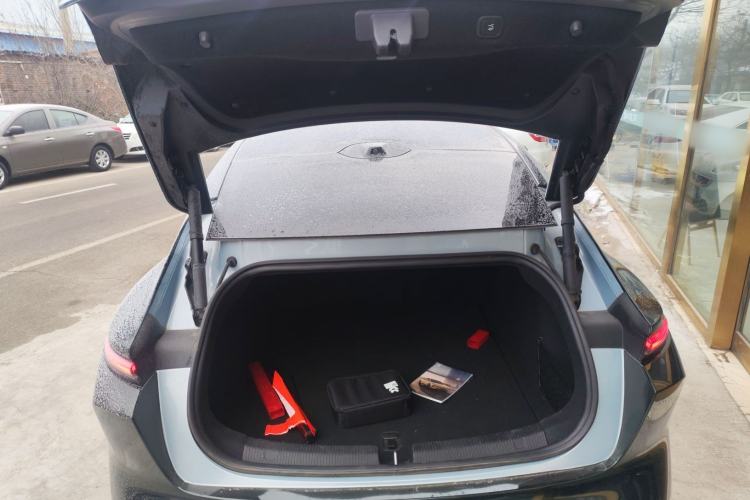 Used Nio ET5 2022 75 kWh Trunk