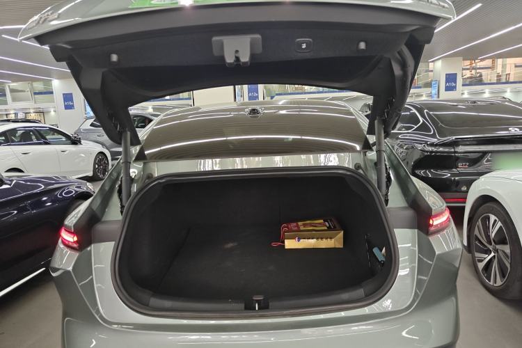 Used Nio ET5 2022 75 kWh Trunk