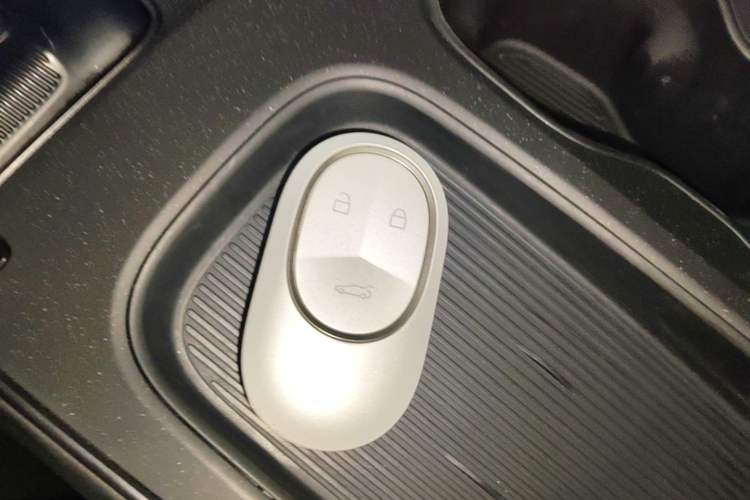 Used Nio ET5 2022 75 kWh Vehicle Key