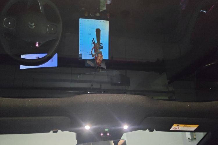 Used Nio ET5 2022 100 kWh Headliner