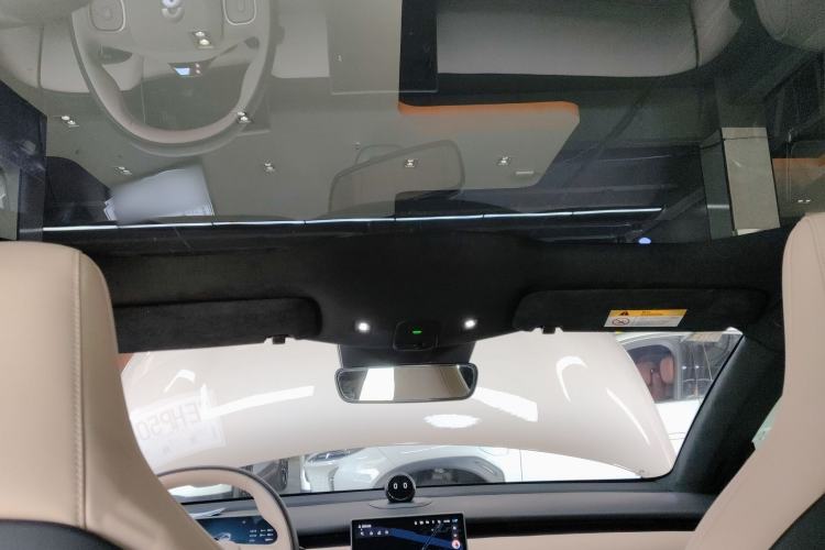 Used Nio ET5 2022 75 kWh Headliner