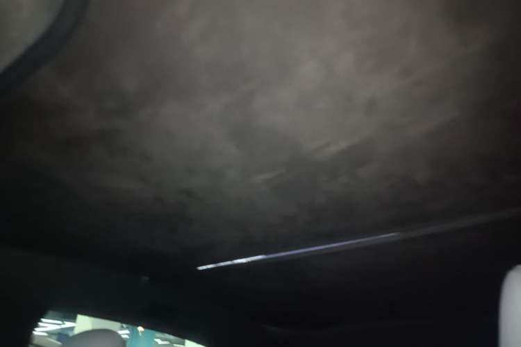 Used Nio ET5 2022 75 kWh Headliner