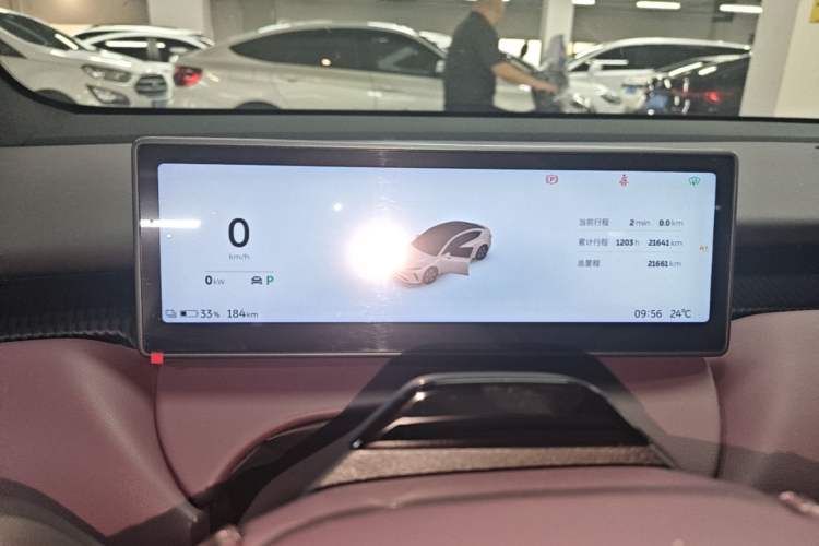 Used Nio ET5 2022 75 kWh Instrument Cluster
