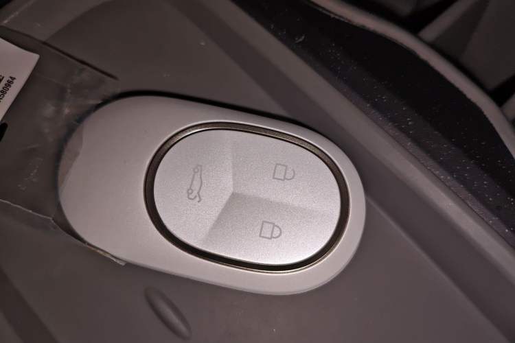 Used Nio ET5 2022 75 kWh Interior 1