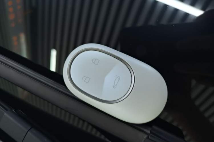 Used Nio ET5 2022 75 kWh Interior 1