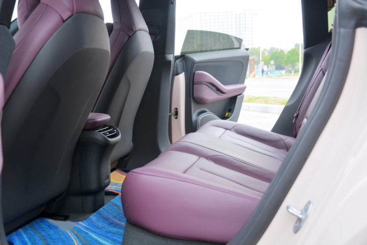 Used Nio ET5 2022 75 kWh Interior 3