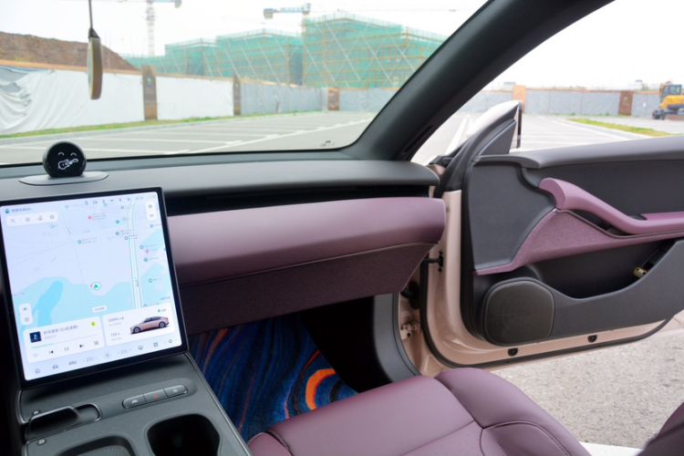 Used Nio ET5 2022 75 kWh Interior 5