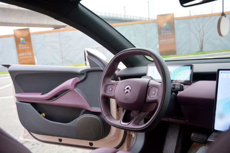 Used Nio ET5 2022 75 kWh Interior 9