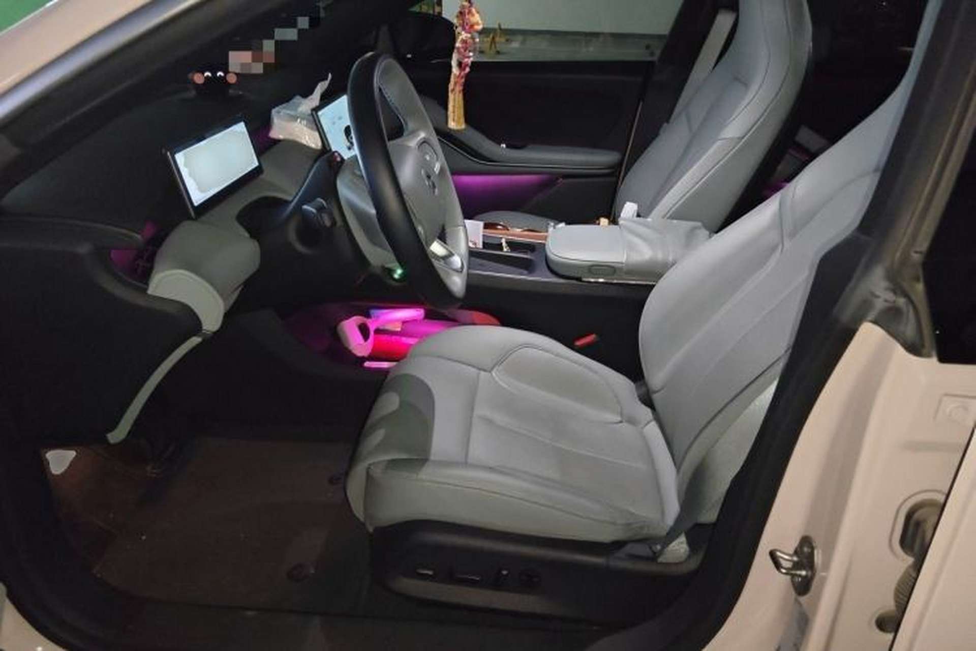 Used Nio ET5 2022 100 kWh Left Front Seat