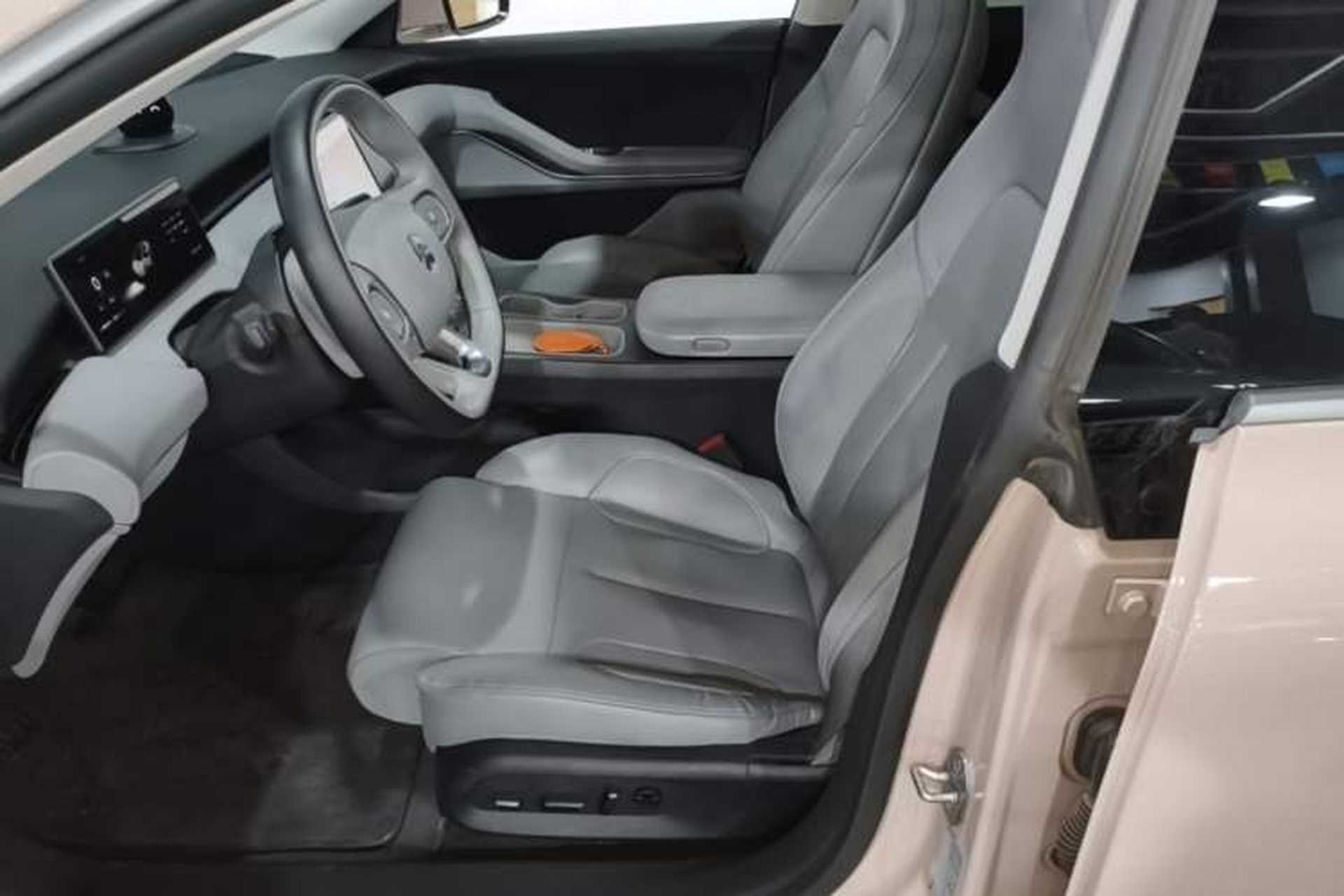 Used Nio ET5 2022 75 kWh Left Front Seat