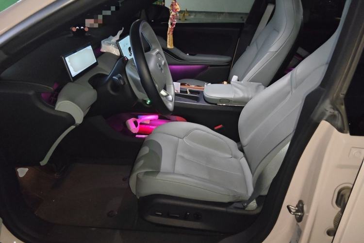 Used Nio ET5 2022 100 kWh Left Front Seat