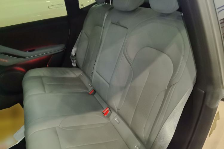 Used Nio ET5 2022 75 kWh Left Rear Seat